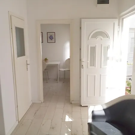 Emi Apartmán *