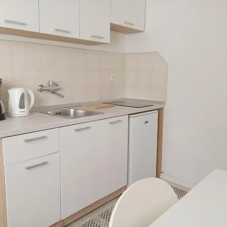 Emi Apartment *