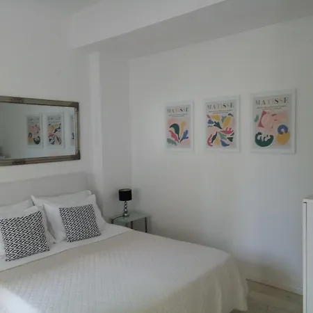 Emi Apartment *